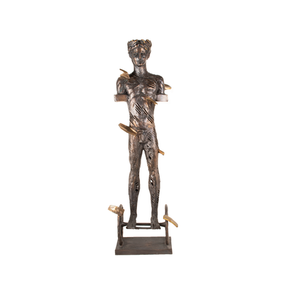 Bronzeskulptur von Igor Grechanyk, ausgestellt in der Kunstgalerie Alexander E. Räber in Zürich